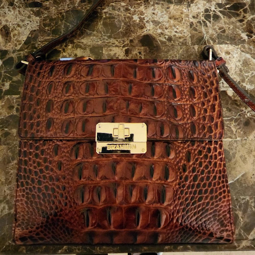 Brahmin Mimosa Pecan Melbourne Crossbody EUC with dust bag.